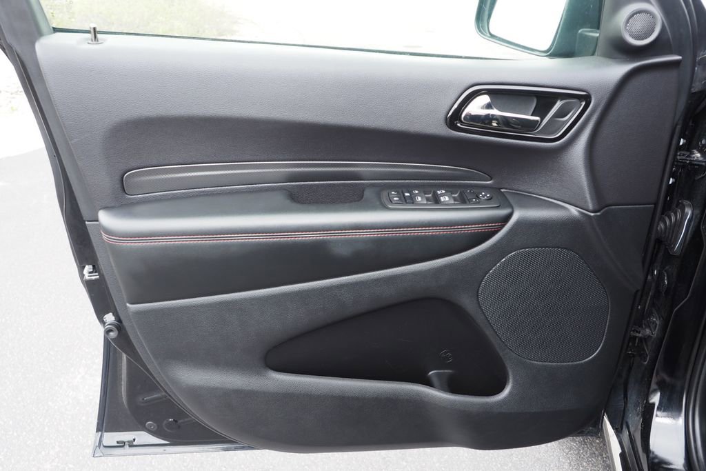 Used 2025 Dodge Durango GT AWD/4WD image 14