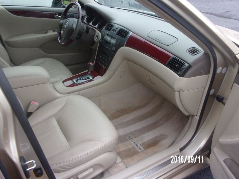 Used 2002 Lexus ES 330 FWD image 10