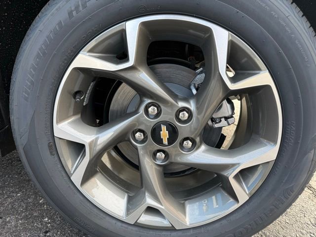New 2026 Chevrolet Trax LT w/ Sunroof Package FWD image 8