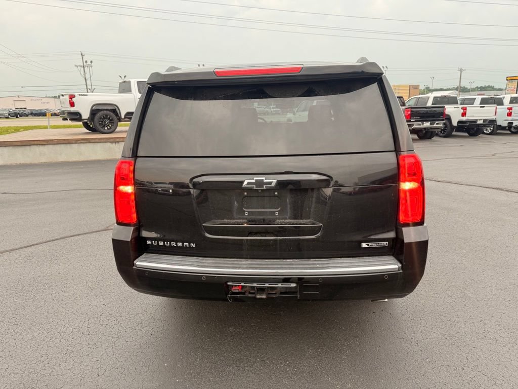 Used 2017 Chevrolet Suburban Premier AWD/4WD image 4