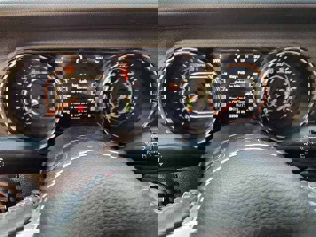 Used 2022 Jeep Wrangler Unlimited Sahara w/ Cold Weather Group image 15