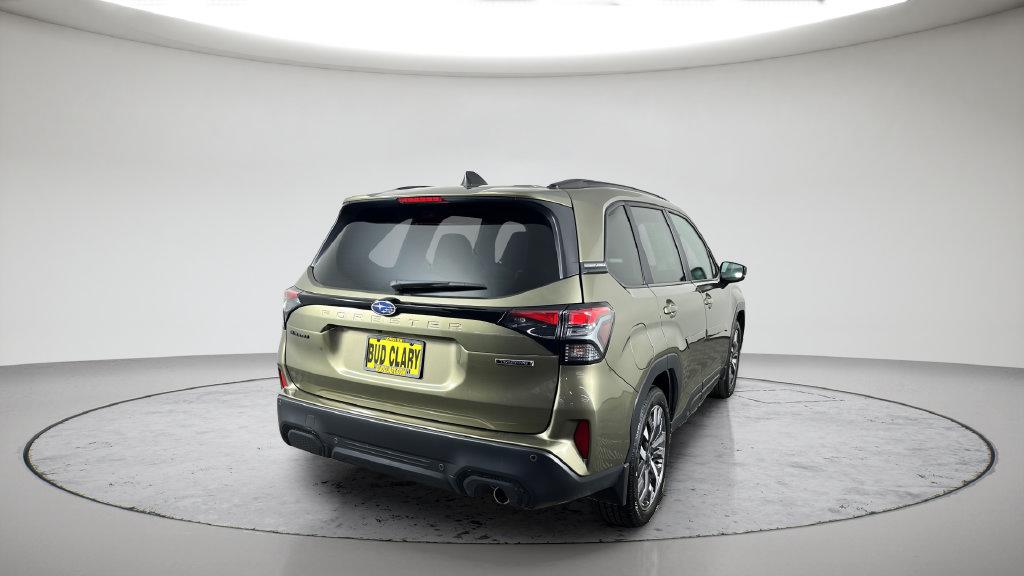 Used 2026 Subaru Forester Touring AWD/4WD image 8