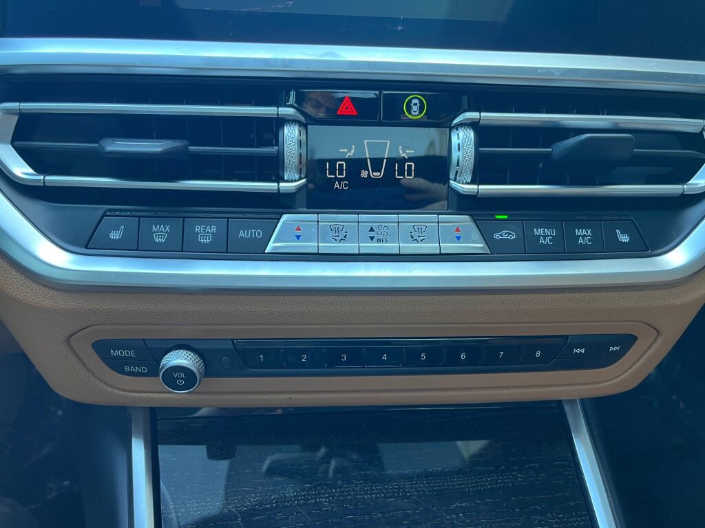 Used 2021 BMW 430i Coupe w/ Convenience Package image 19