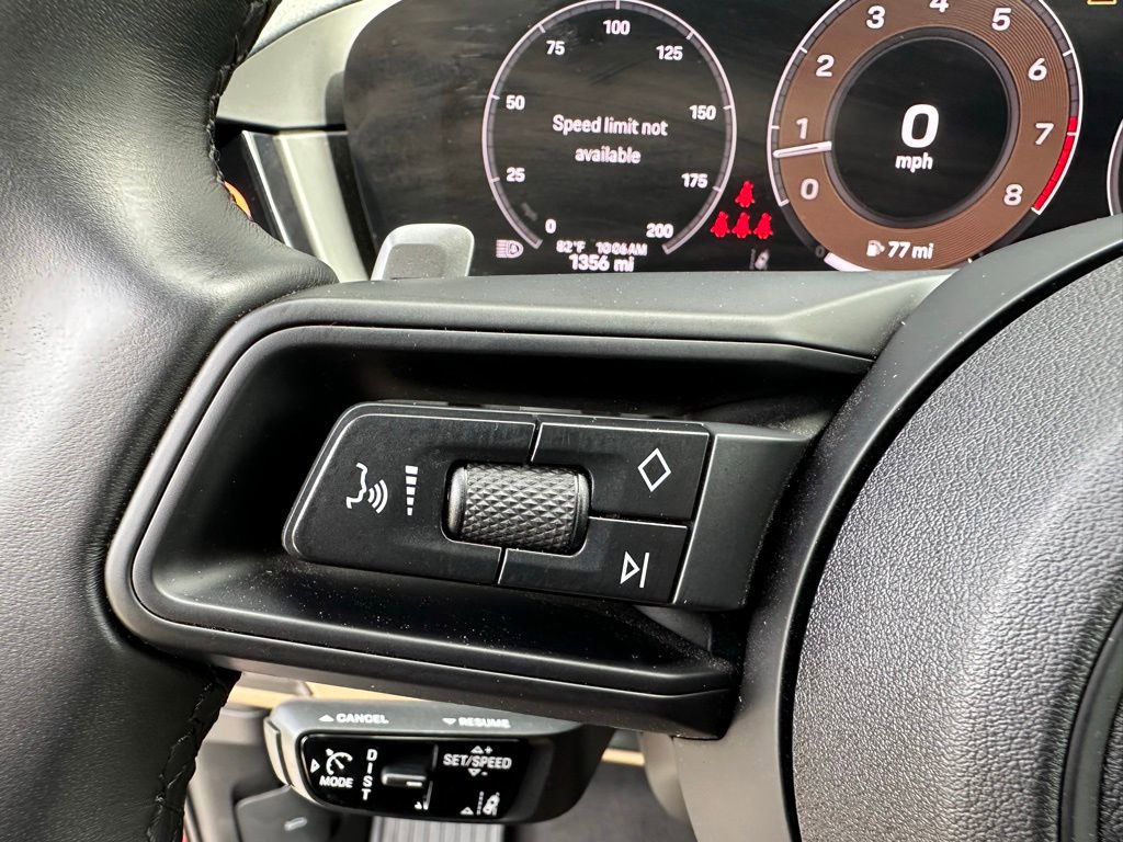 Certified 2025 Porsche Cayenne S AWD/4WD image 28