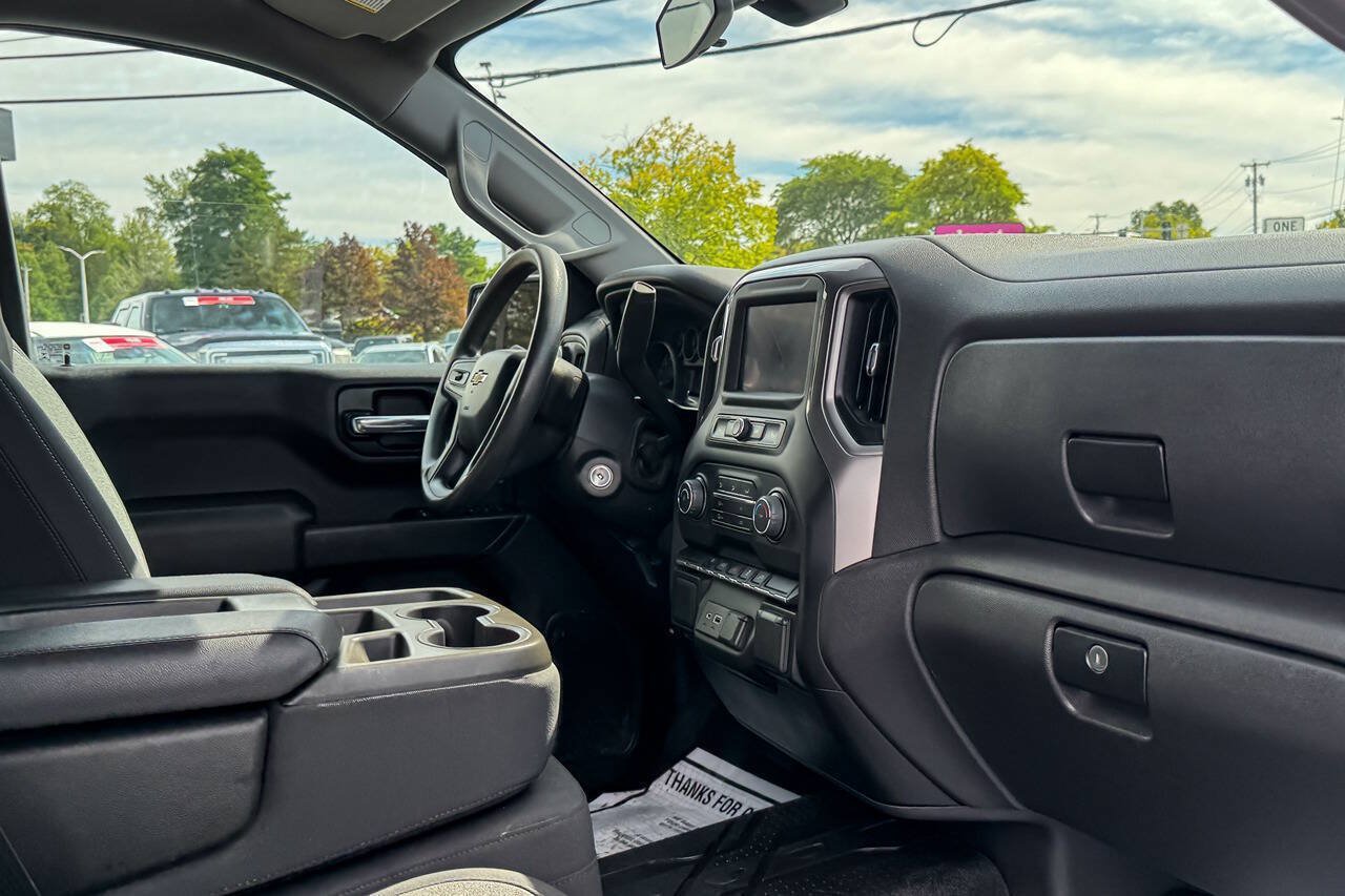 Used 2022 Chevrolet Silverado 1500 Custom AWD/4WD image 15