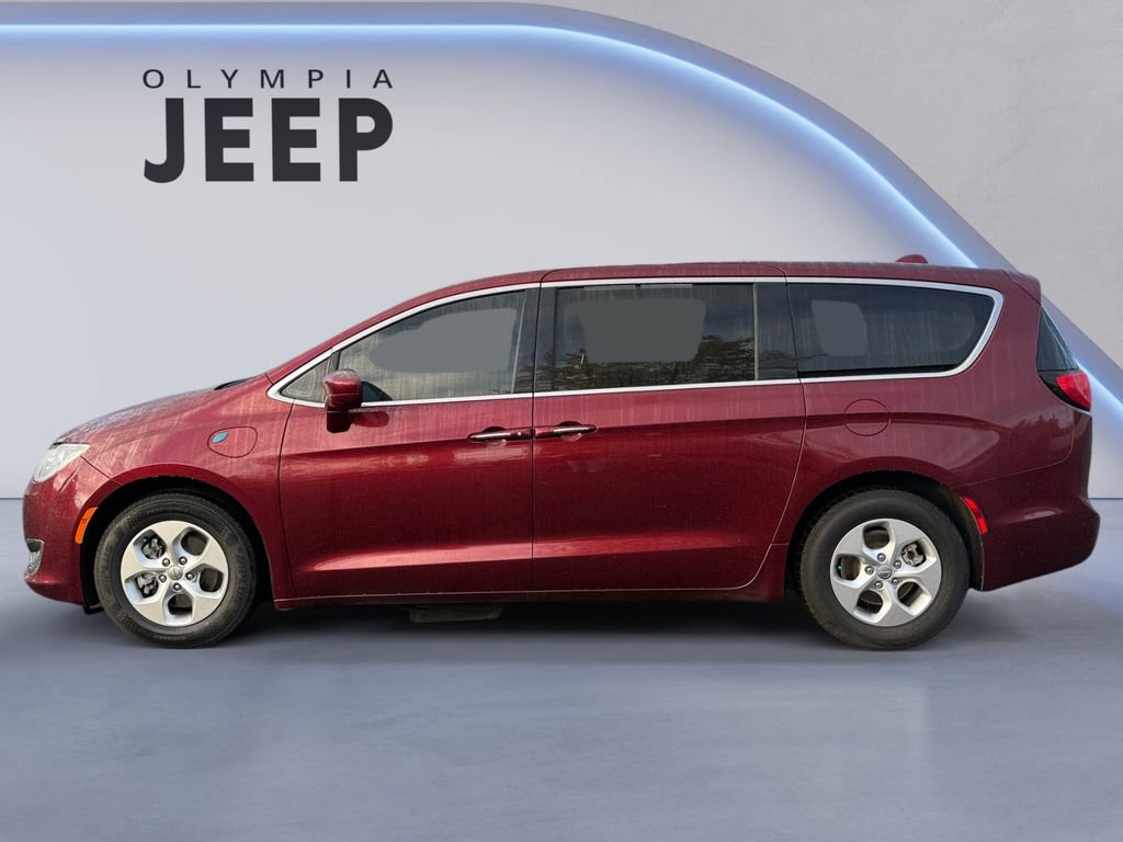 Used 2018 Chrysler Pacifica Touring Plus image 2