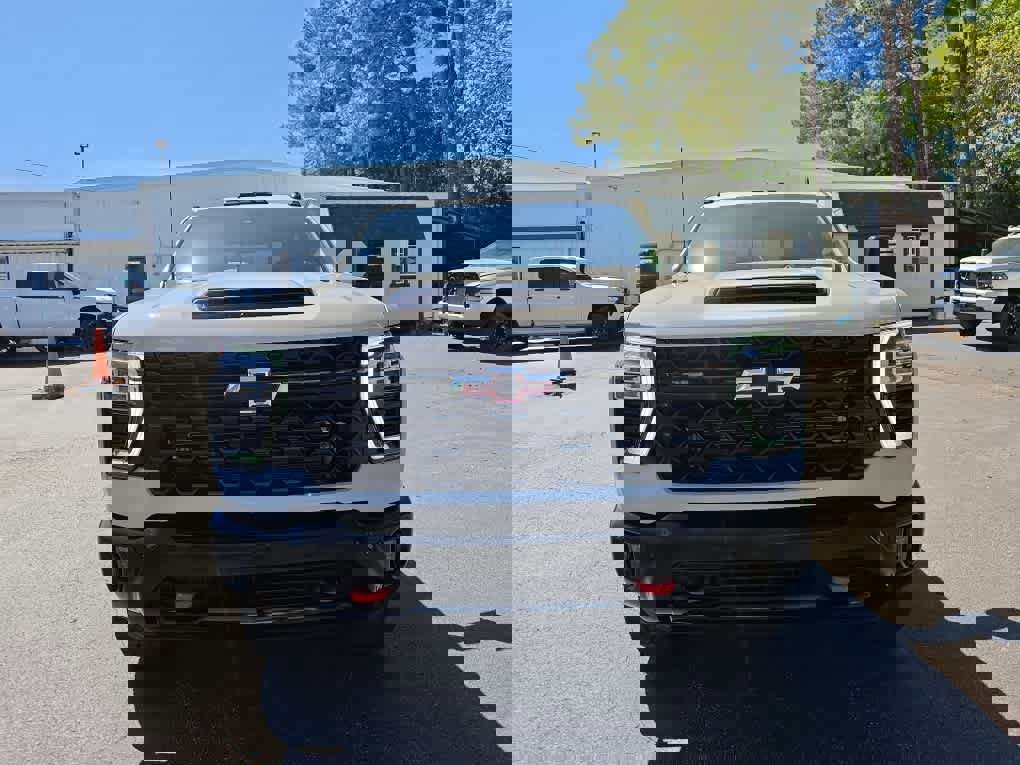Used 2026 Chevrolet Silverado 2500 ZR2 w/ LPO, Dark Essentials Package image 11