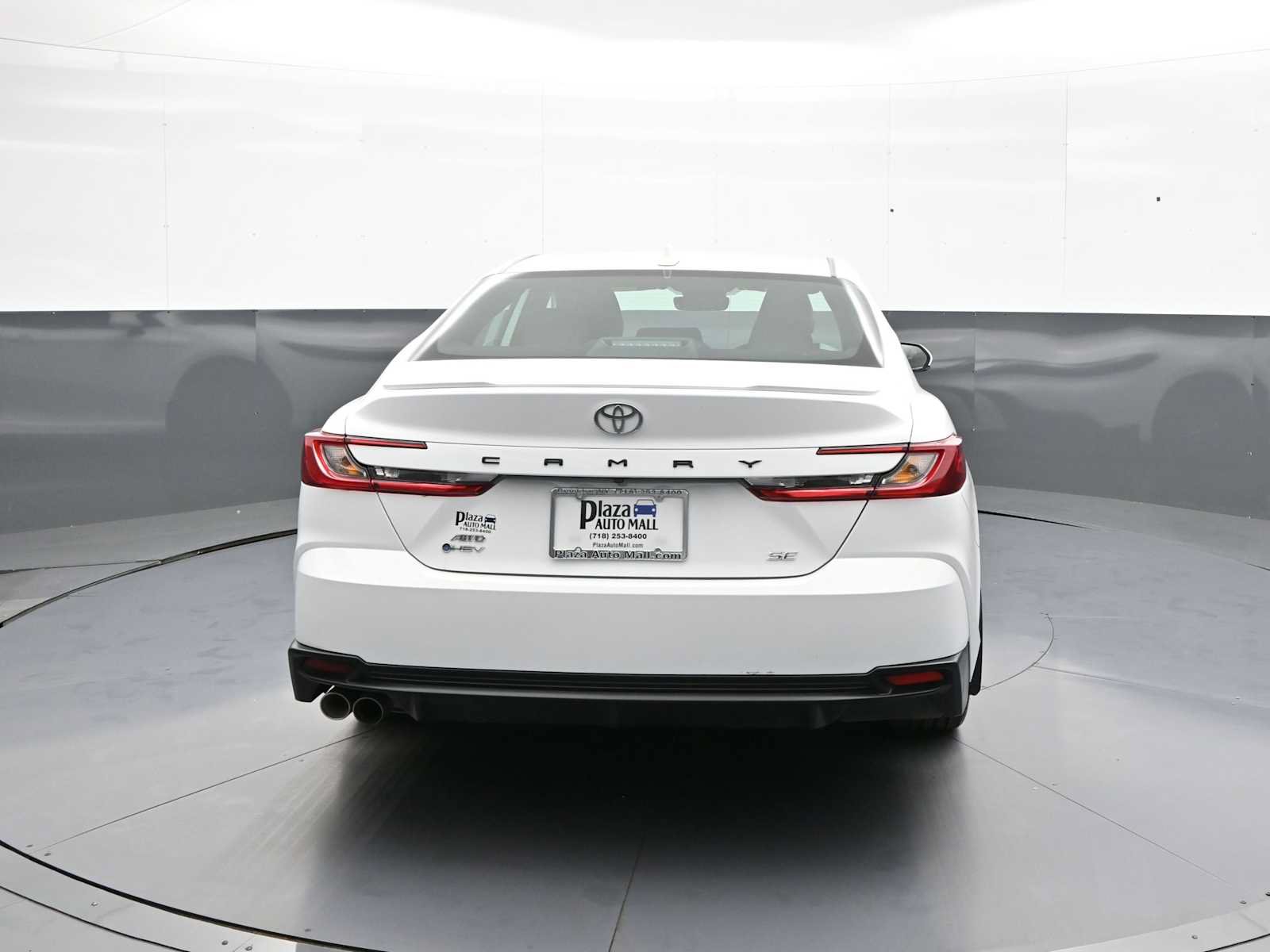 Used 2025 Toyota Camry SE w/ Convenience Package AWD/4WD image 7