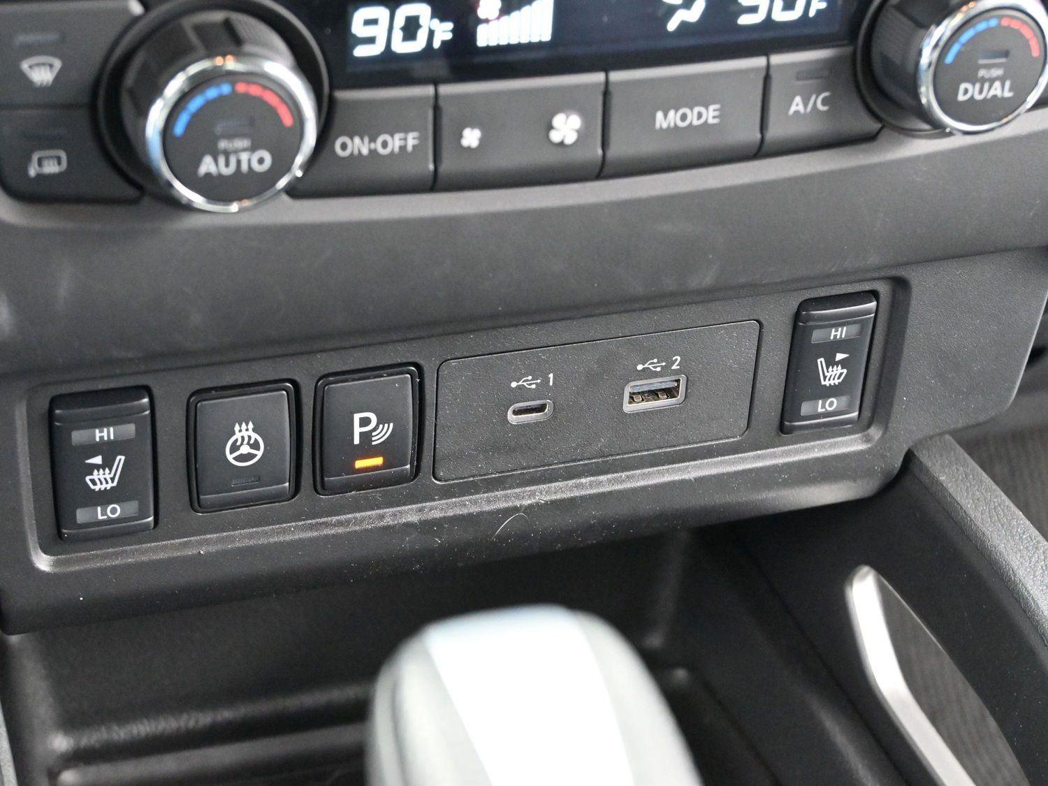 Used 2024 Nissan Frontier SV w/ Hardbody Edition image 21