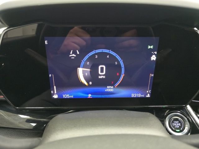 Certified 2025 Chevrolet Trax RS w/ Driver Confidence Package image 12