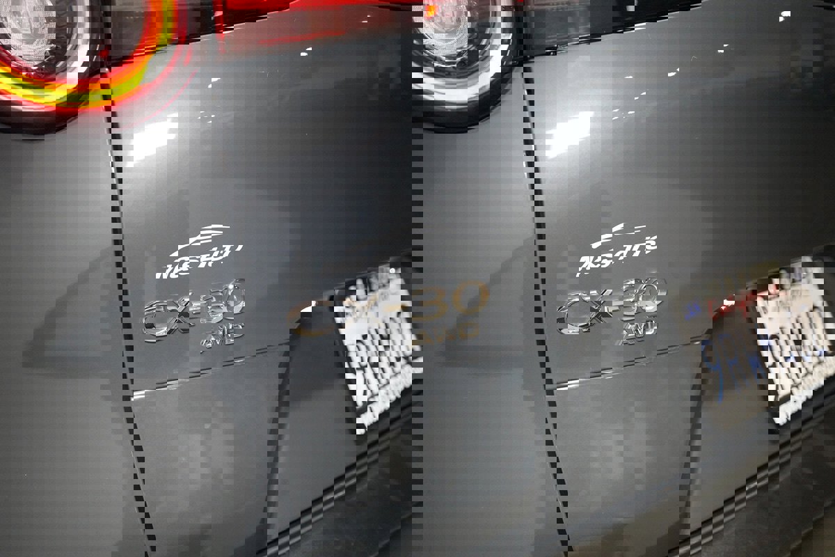 Used 2025 MAZDA CX-30 AWD 2.5 S w/ Preferred Package image 12