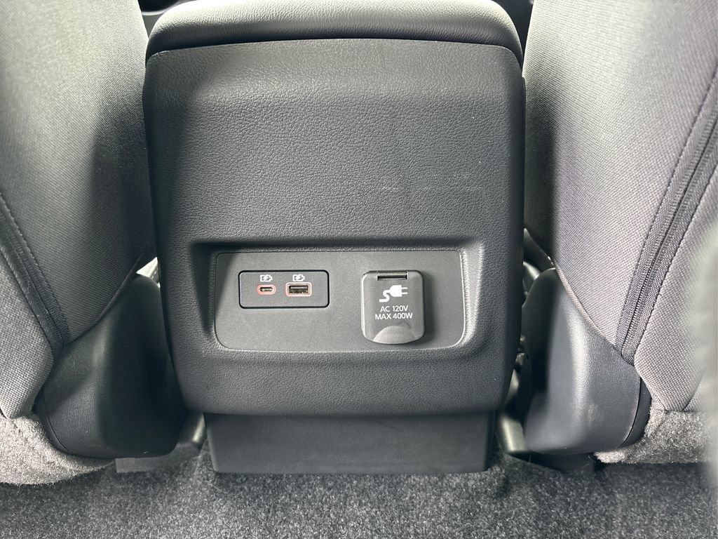 Used 2025 Nissan Frontier SV w/ SV Convenience Package image 28