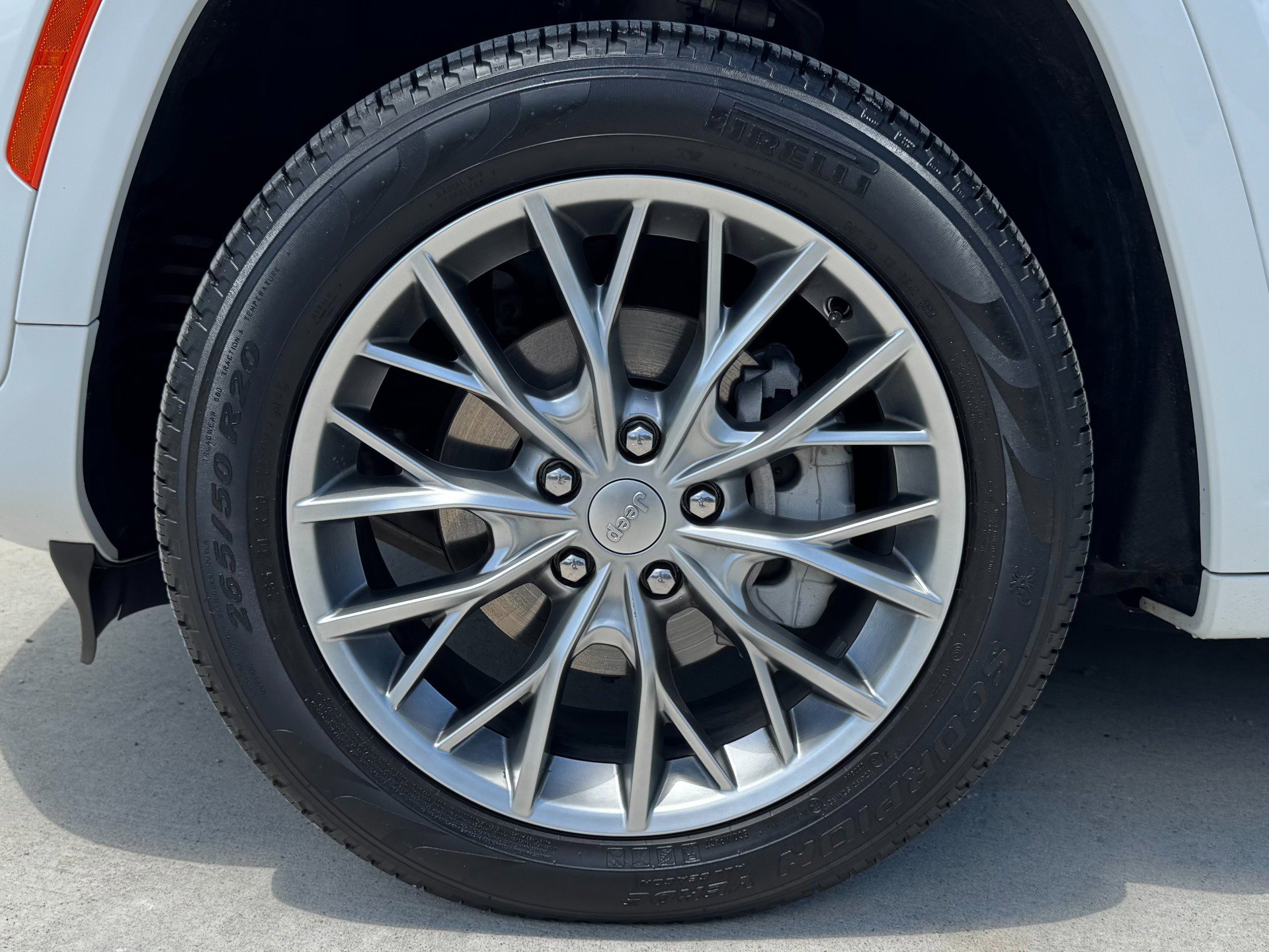 Used 2025 Jeep Grand Cherokee Summit AWD/4WD image 82