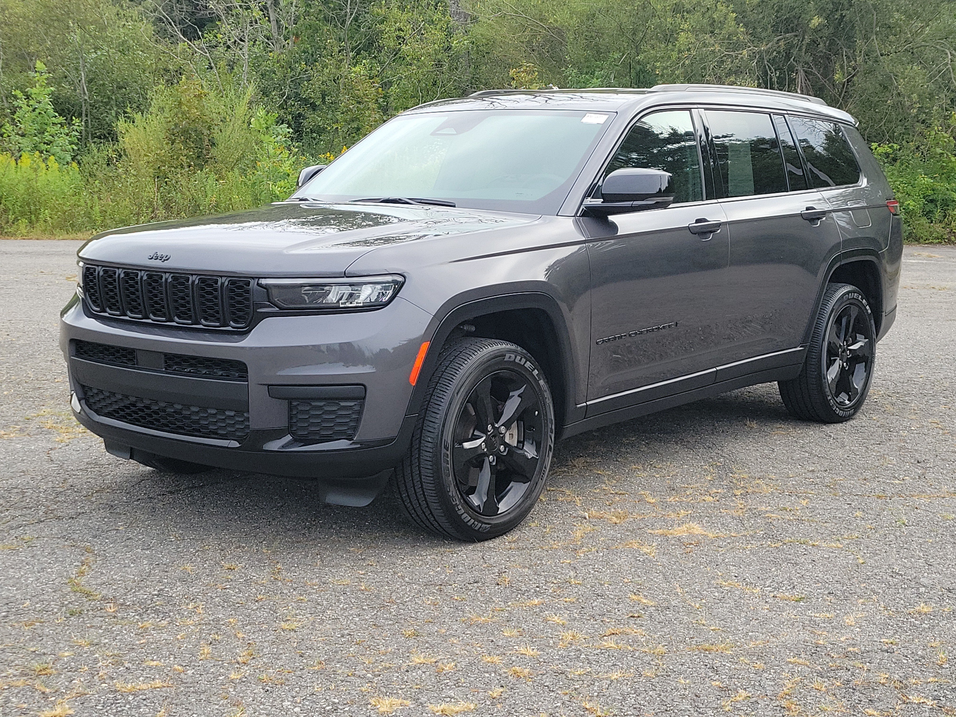 Used 2024 Jeep Grand Cherokee L Laredo