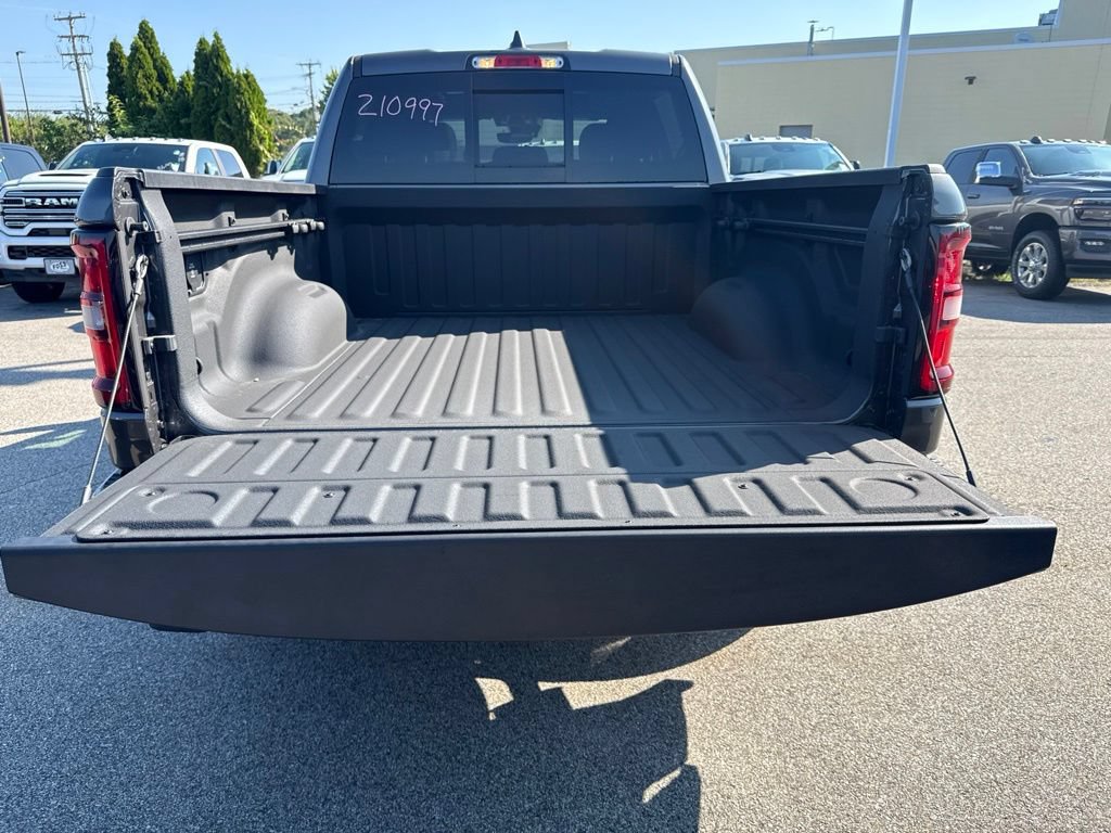 New 2026 RAM 1500 Big Horn AWD/4WD image 23