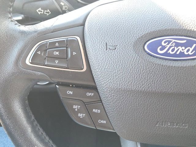 Used 2018 Ford Escape SEL image 41