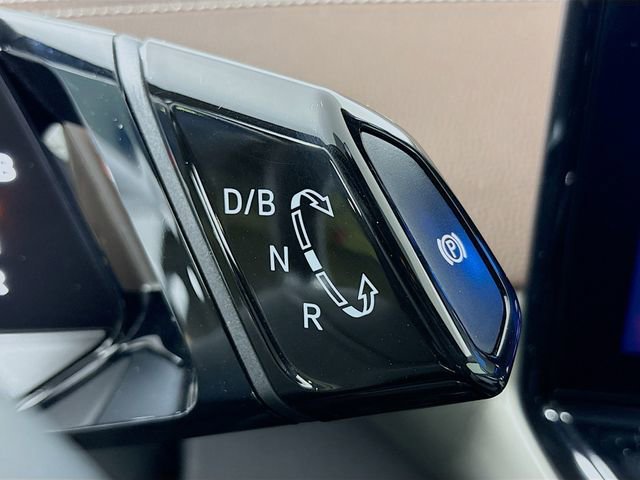 Used 2023 Volkswagen ID.4 Pro image 19