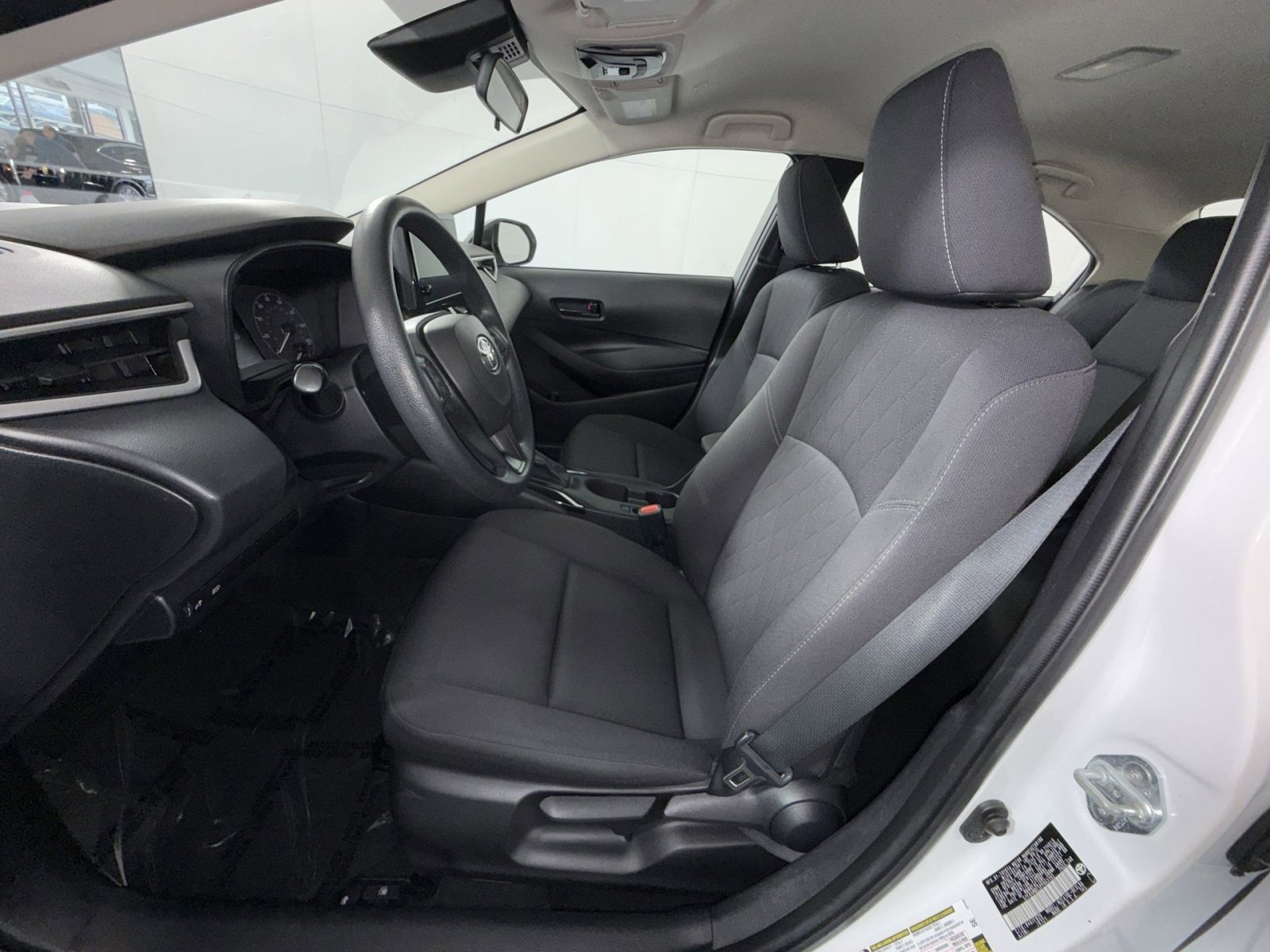 Used 2023 Toyota Corolla LE FWD image 13