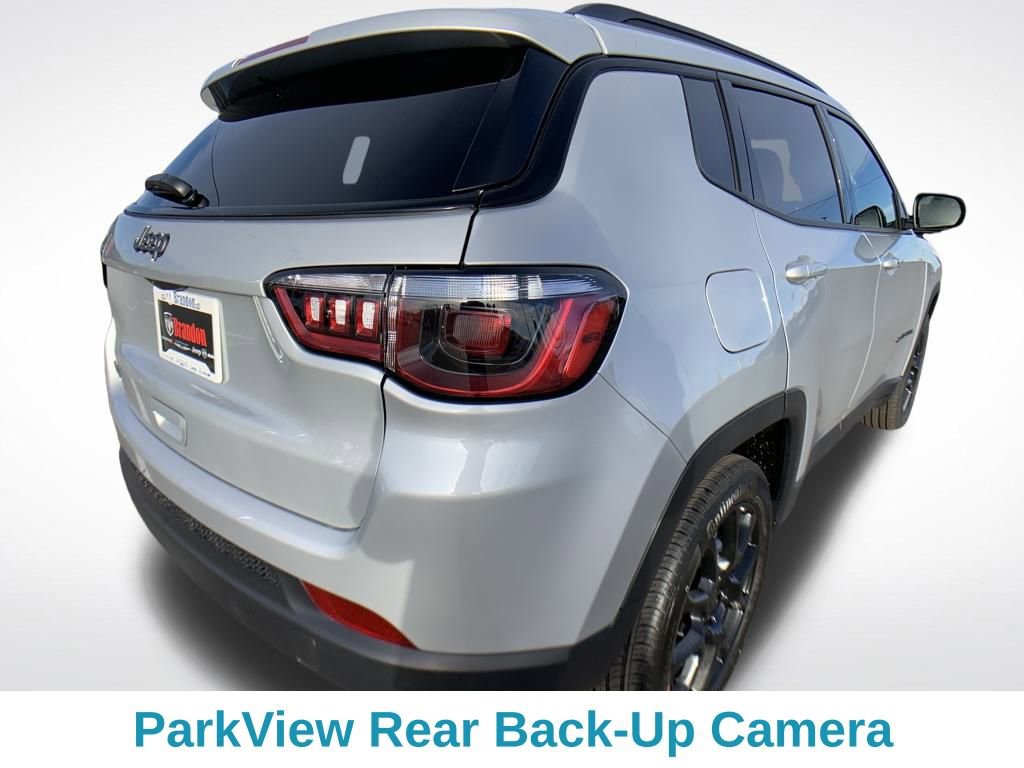 New 2026 Jeep Compass Latitude image 6