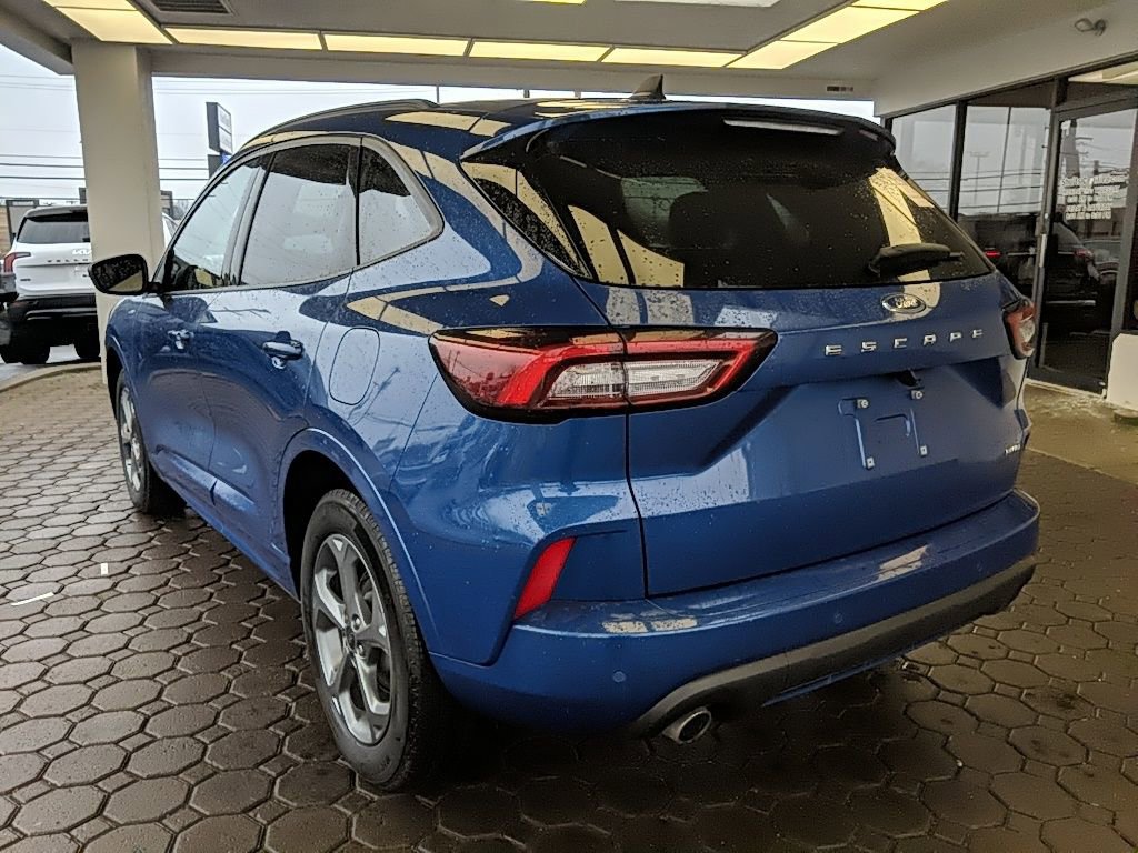 Used 2023 Ford Escape ST-Line w/ Tech Pack #1 image 8