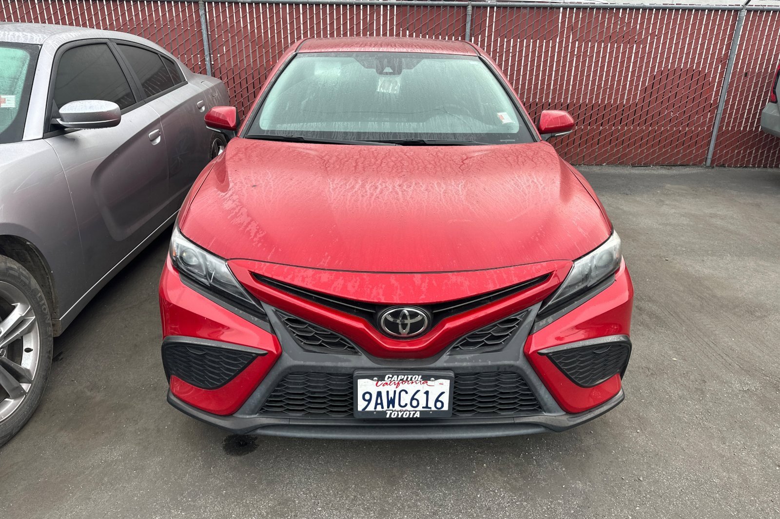 Used 2022 Toyota Camry SE image 5