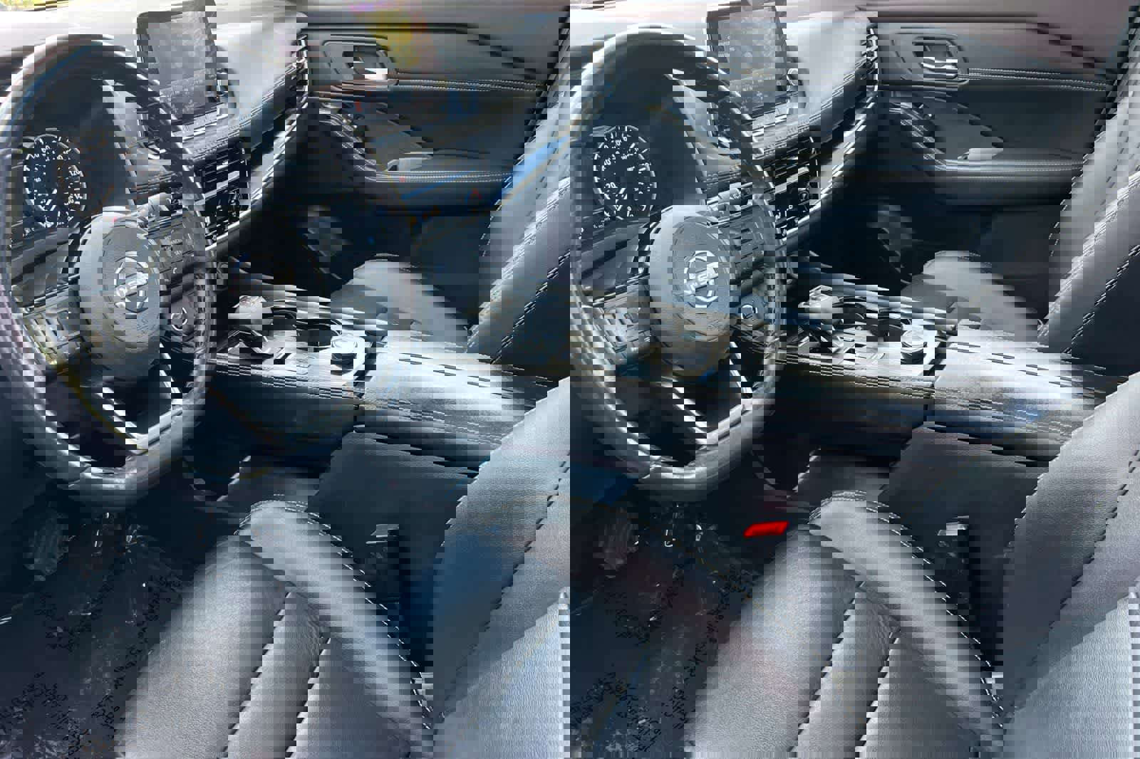 Used 2023 Nissan Rogue SL image 12