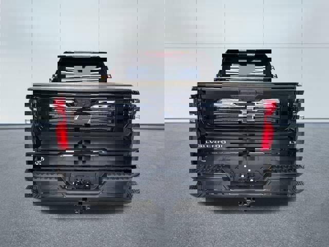 Used 2023 Chevrolet Silverado 1500 LT Trail Boss w/ Protection Package image 5