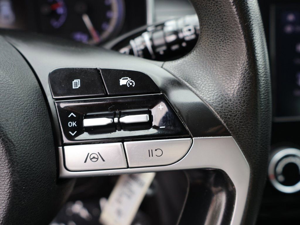 Used 2022 Hyundai Tucson SE image 36