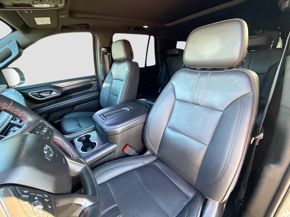 Used 2022 Chevrolet Tahoe RST w/ Luxury Package AWD/4WD image 22