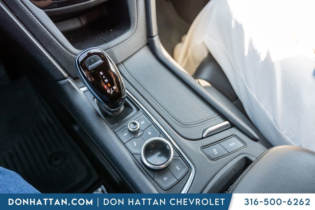 Used 2021 Cadillac XT6 Premium Luxury w/ LPO, Floor Liner Package AWD/4WD image 12
