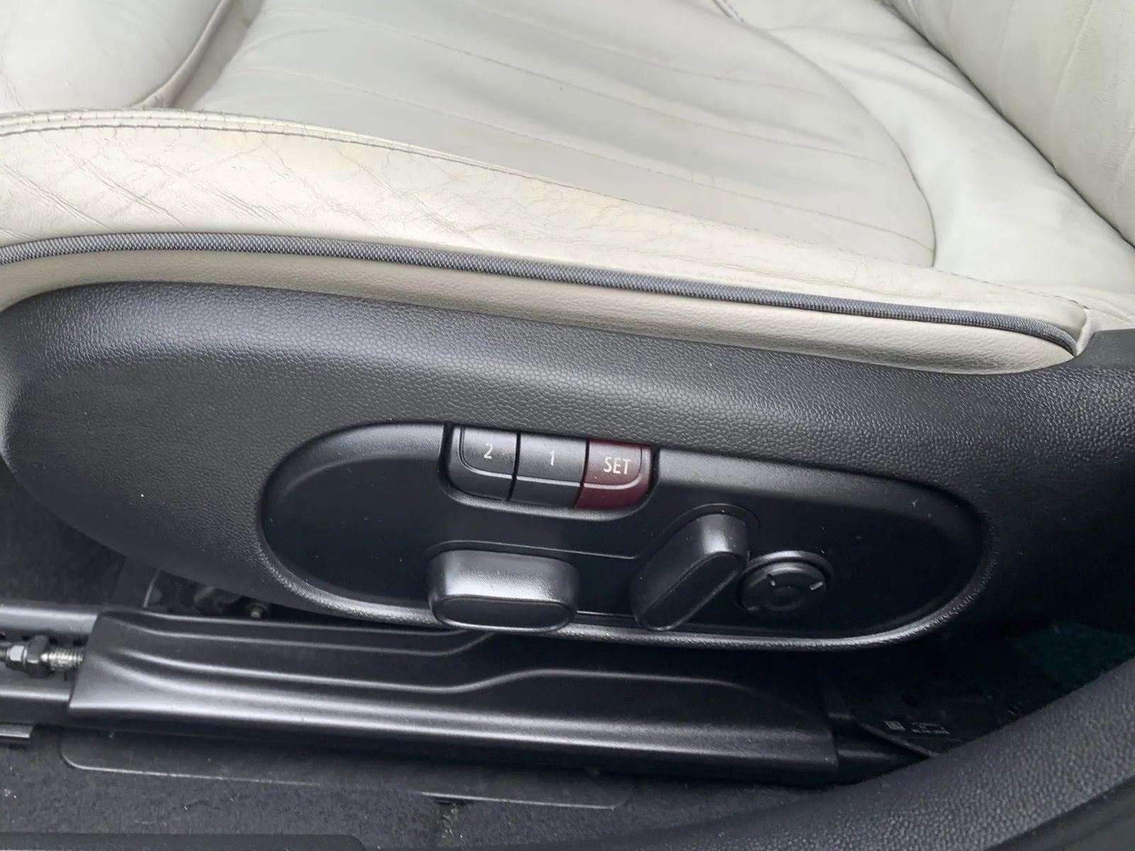 Used 2017 MINI Cooper Clubman S image 25