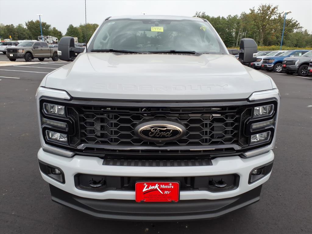 New 2026 Ford F250 XLT image 6