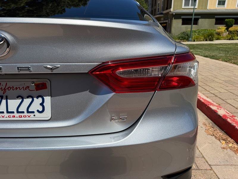 Used 2019 Toyota Camry LE w/ Carpet Mat Package FWD image 19