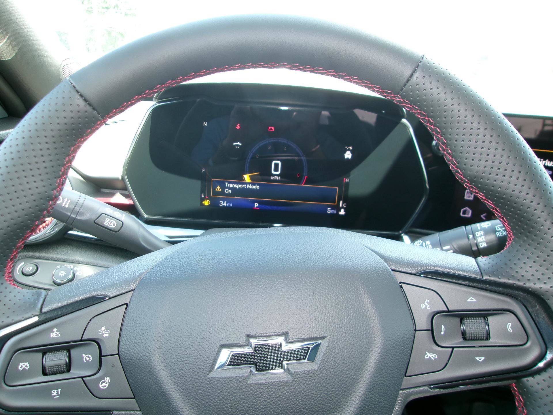 New 2026 Chevrolet Trax RS w/ Sunroof Package FWD image 22