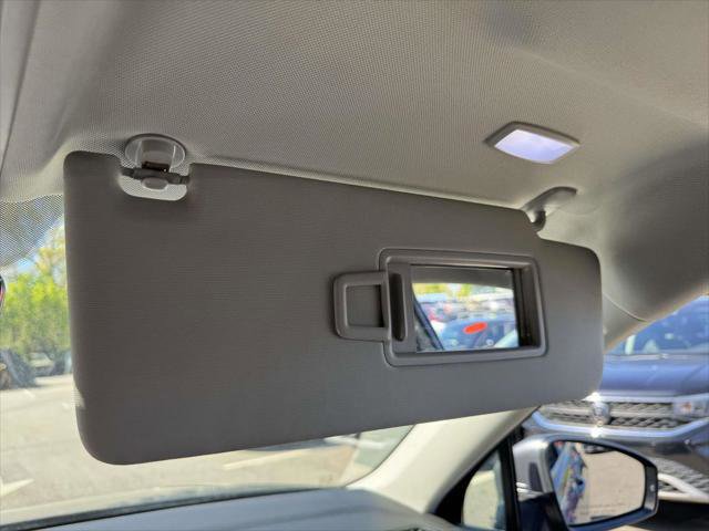 Used 2021 Volkswagen Tiguan SE w/ Panoramic Sunroof Package AWD/4WD image 33