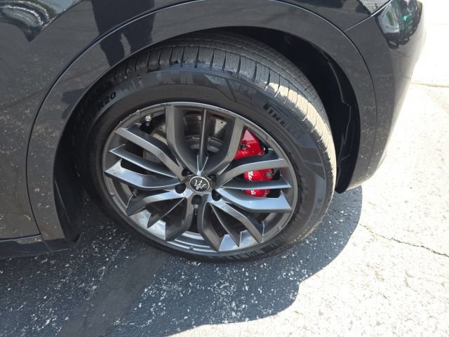 Used 2023 Maserati Levante Modena AWD/4WD image 48