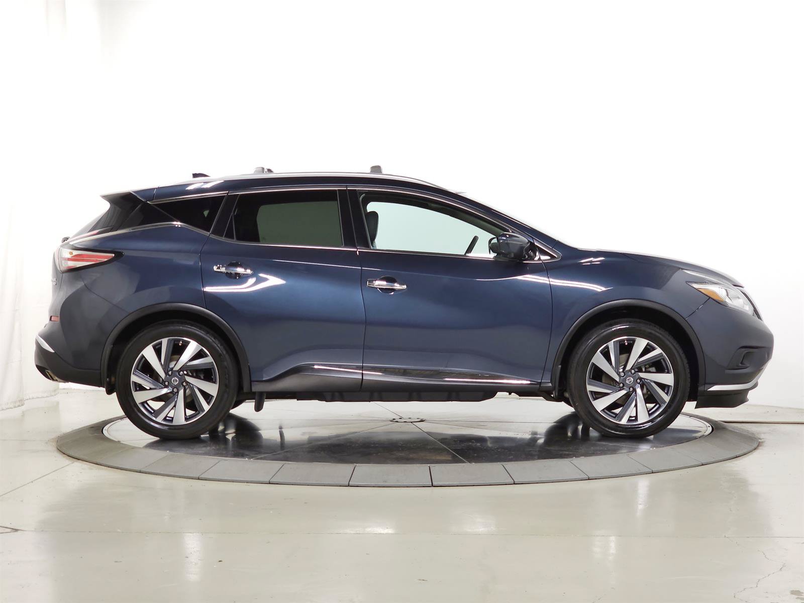 Used 2018 Nissan Murano Platinum w/ Cargo Package AWD/4WD image 10