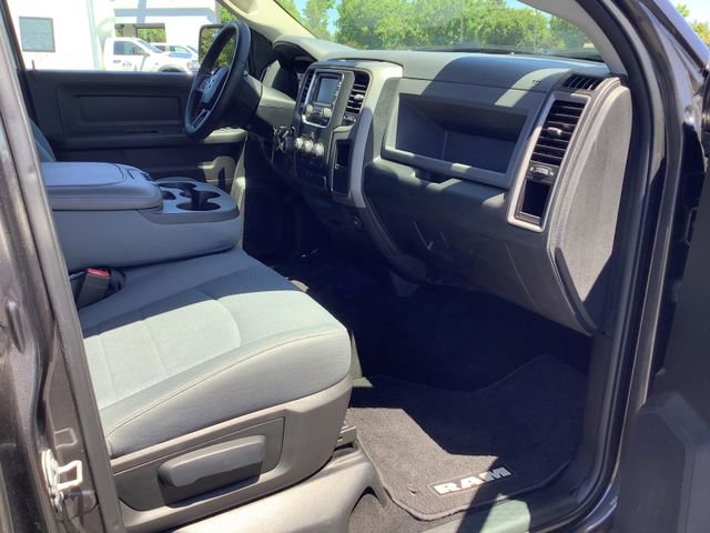 Used 2017 RAM 1500 Express RWD image 33