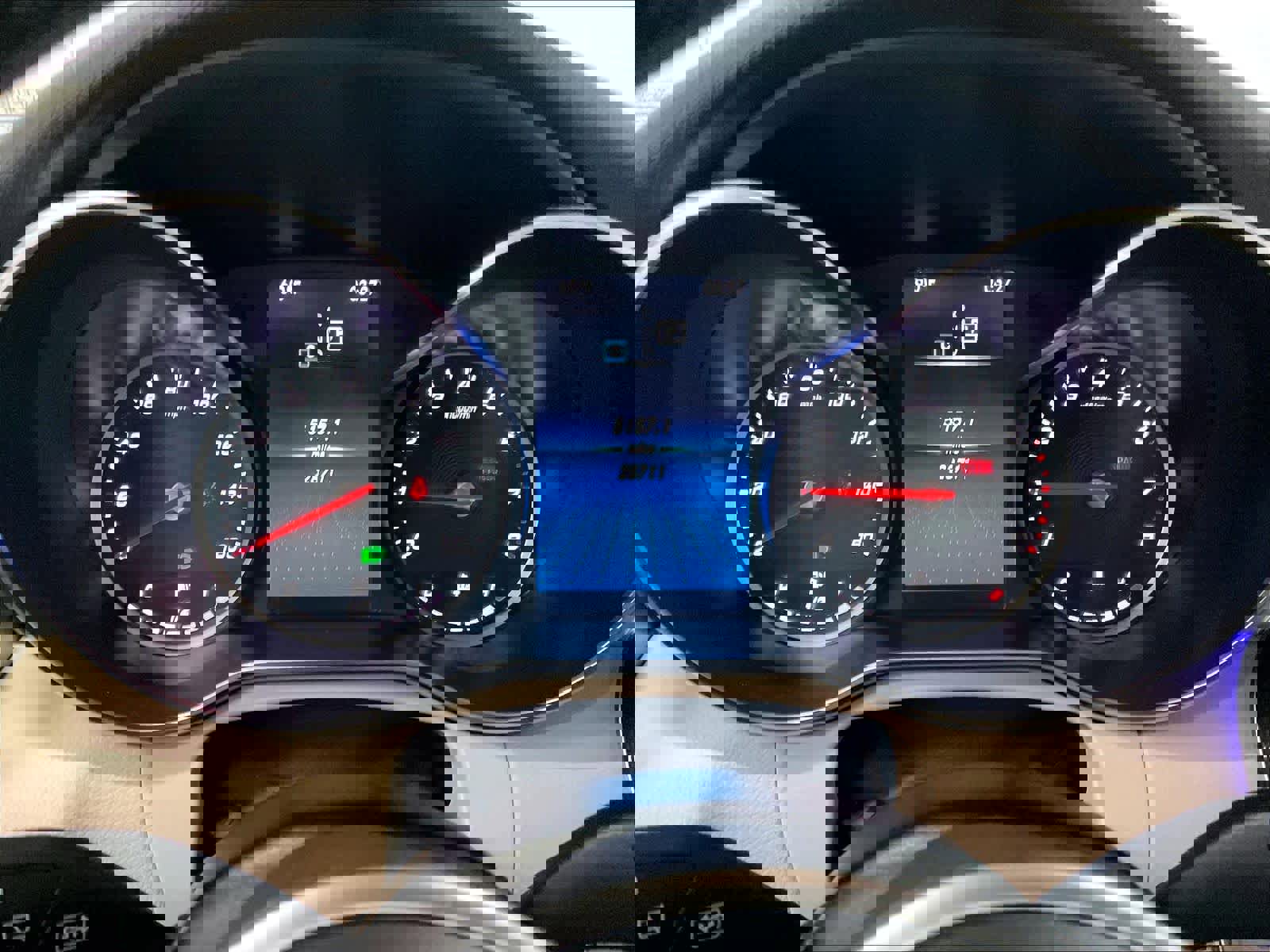 Used 2022 Mercedes-Benz GLC 300 4MATIC image 21