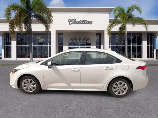 Used 2021 Toyota Corolla LE FWD image 9