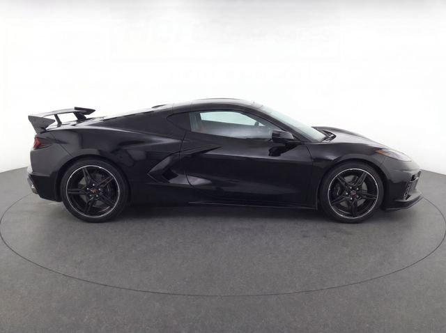 Used 2022 Chevrolet Corvette Stingray Premium Cpe w/ Z51 Performance Package RWD image 8