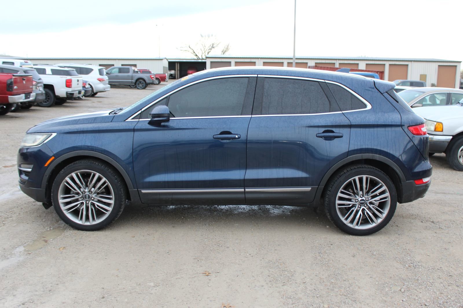 Used 2016 Lincoln MKC Reserve image 3