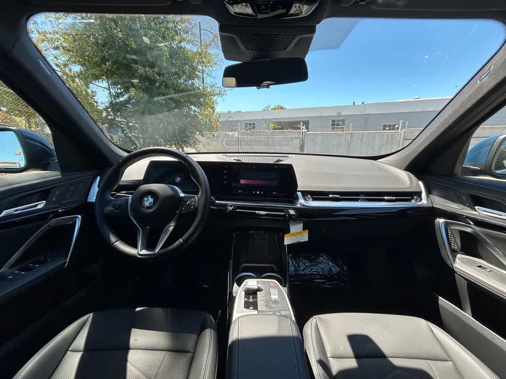 Used 2026 BMW X1 xDrive28i AWD/4WD image 10