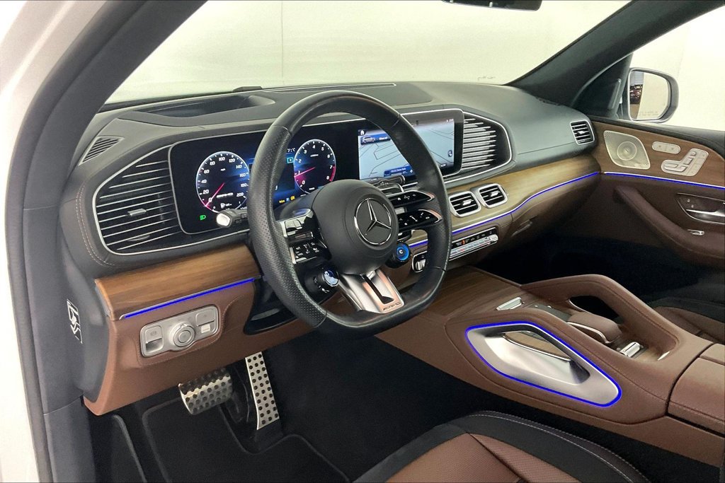 Certified 2025 Mercedes-Benz GLS 63 AMG 4MATIC image 11