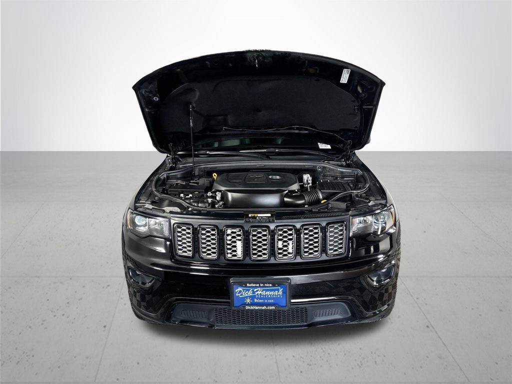Used 2020 Jeep Grand Cherokee Altitude image 22