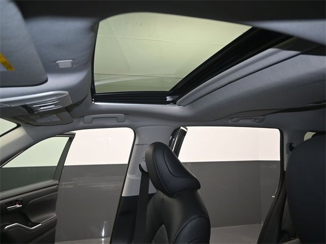 New 2026 Toyota Highlander XLE image 9