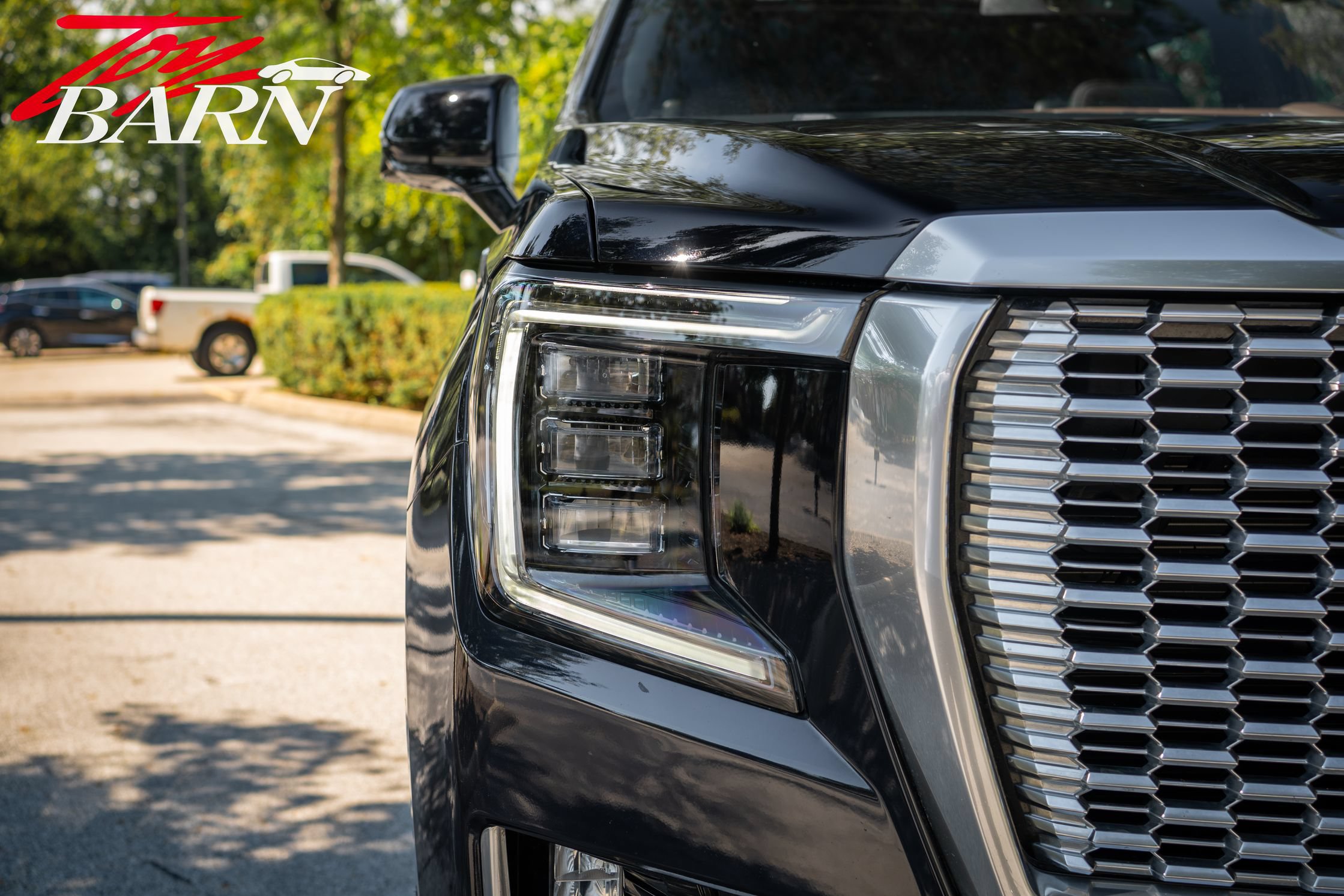 Used 2021 GMC Yukon Denali AWD/4WD image 8
