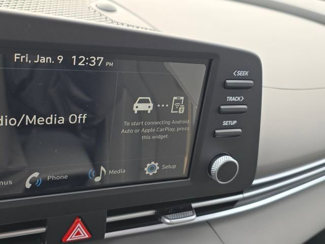 New 2026 Hyundai Elantra SEL Sport image 7