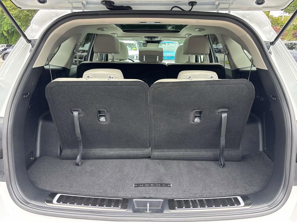 Used 2025 Kia Sorento S w/ Panoramic Sunroof Package image 14