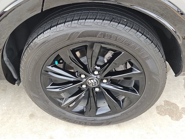 Used 2024 Buick Envista Sport Touring w/ Convenience I Package FWD image 8